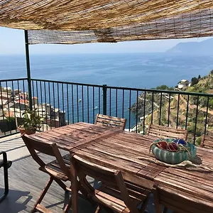 ** Affittacamere La Terrazza Di Peun Italia
